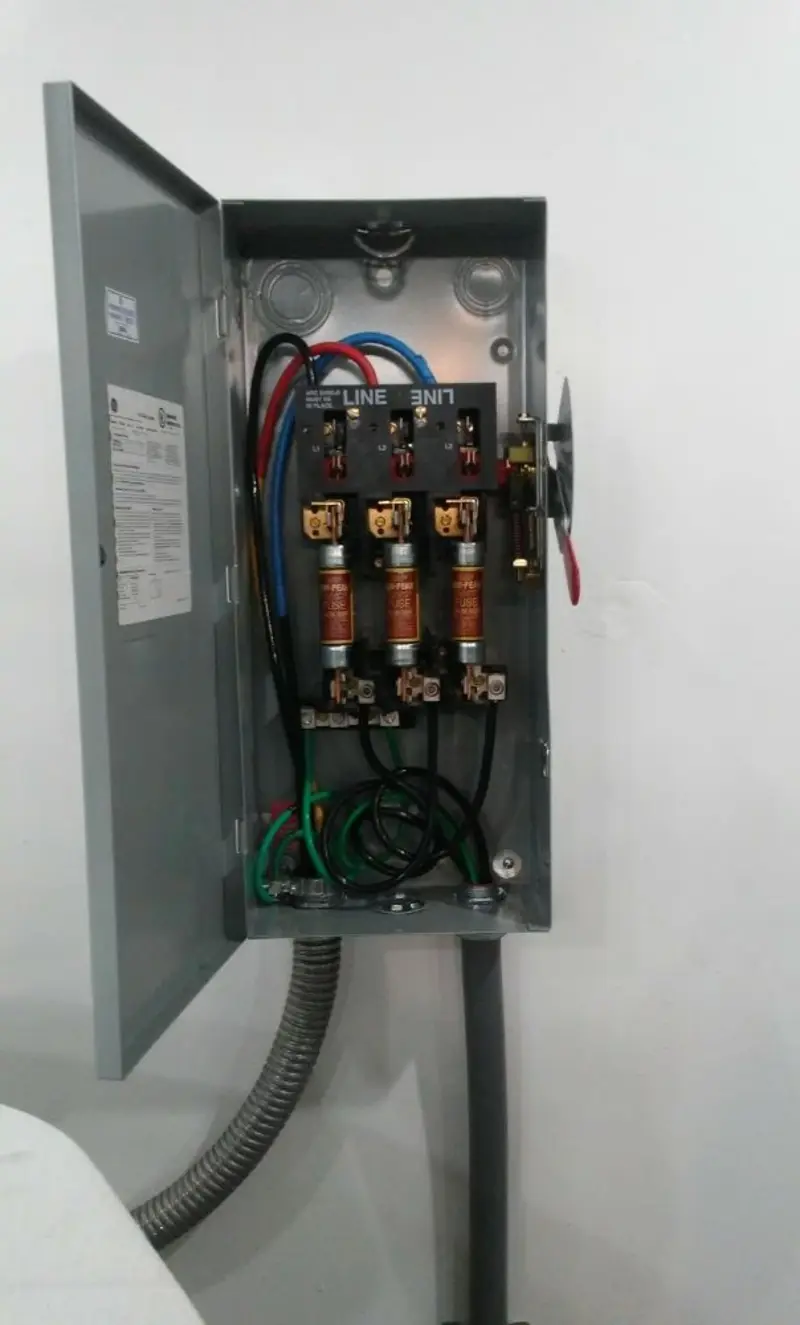 Three-phase disconnect switch installed for Electrical Wiring & Rewiring in Duncan